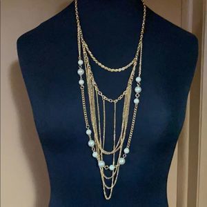 Pearl and gold Necklace